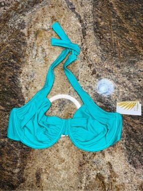 Adjustable Halter Underwire Bikini Top in Teal